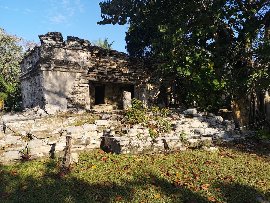 mayske ruiny v Playa del Carmen