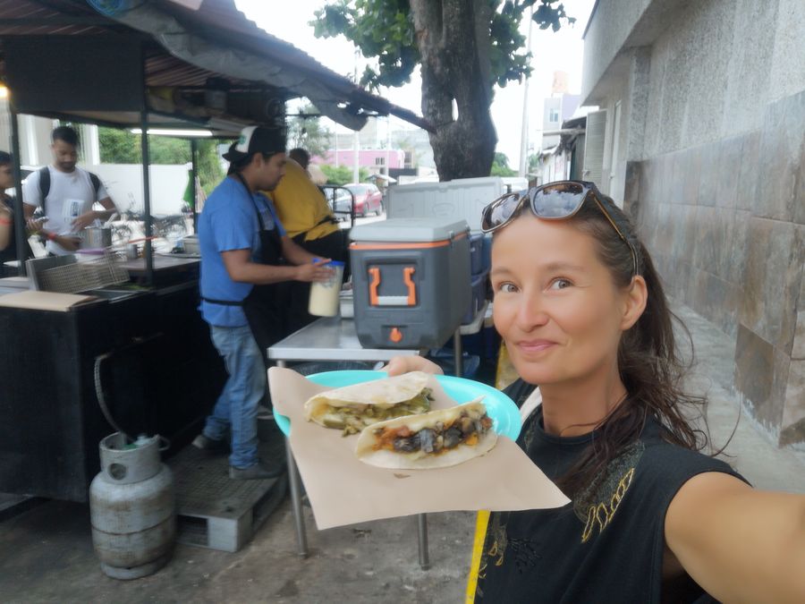 veganske quesadillas v Tulume v Mexiku