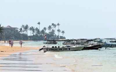 Hikkaduwa Beach Best Beaches In Southern Sri Lanka (19)