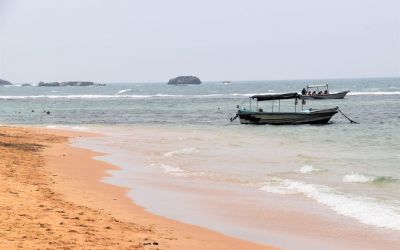 Hikkaduwa Beach Best Beaches In Southern Sri Lanka (28)