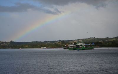 a-rainbow-on-the-ferry-from-dalcahue-to-chacao