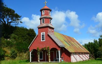 church-in-huillinco-on-chiloe