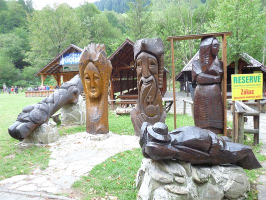 wooden Goral faces sculptures in Lesnica