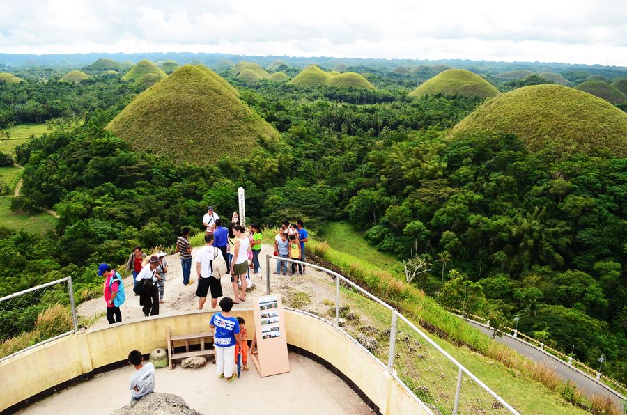 Carmen chocolate hills Bohol