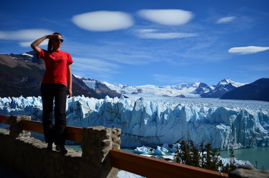 enjoying the amazing Perito Moreno glacier