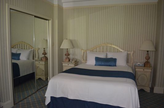 my room in Elysee hotel