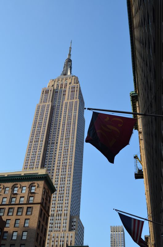 streetview of the Empire State Building