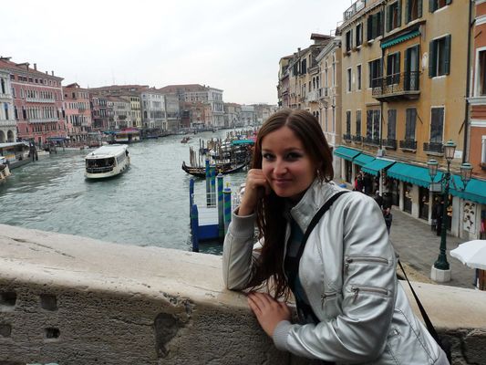 crazy sexy fun traveler in Venice