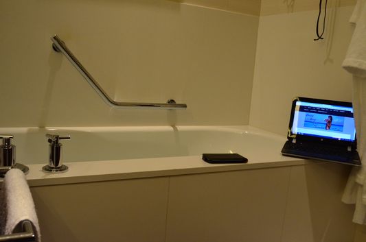 my favorite workplace - bath tub