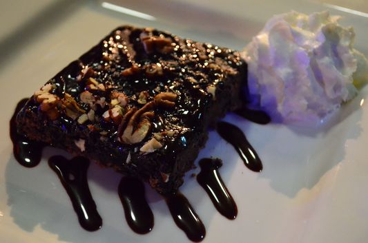 chocolate brownie in Imomo sushi Golden Zone