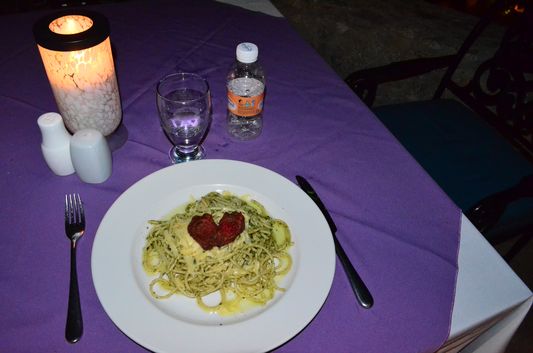 spaghetti al pesto Italian dinner at Las Marias