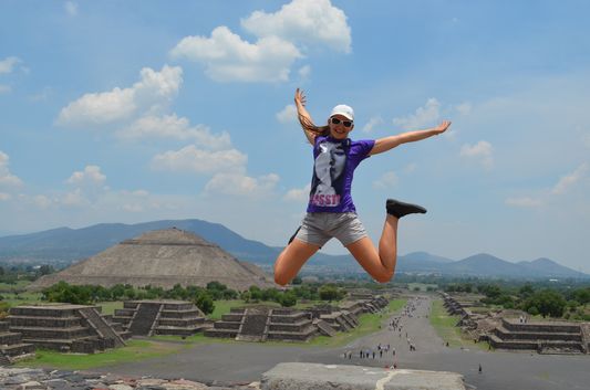 visiting Teotihuacan pyramids