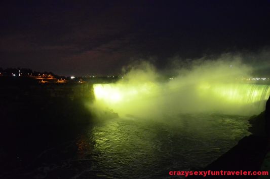 Niagara Falls fireworks (9)