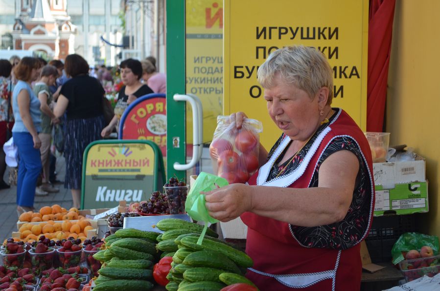 Yaroslavl Russia market (99)