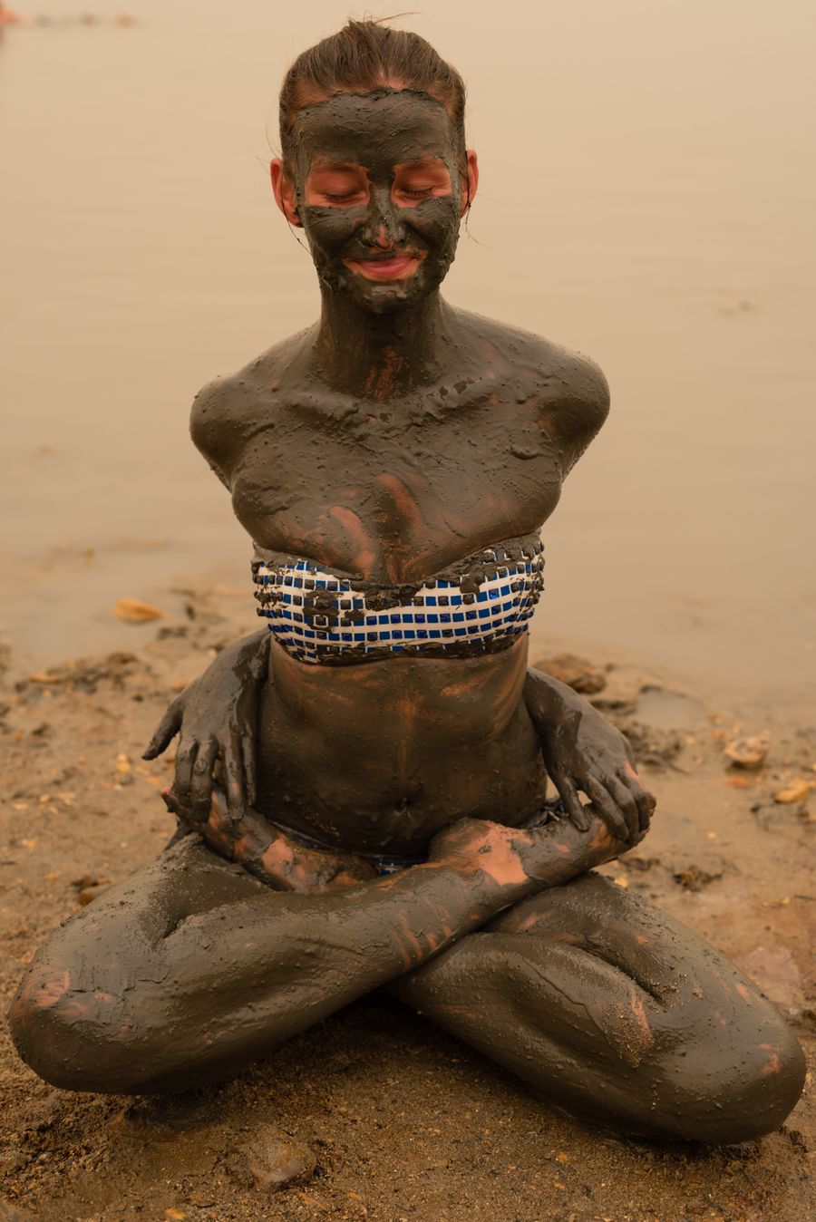 Unique Dead Sea photos - mud yoga, floating and sand storm ...