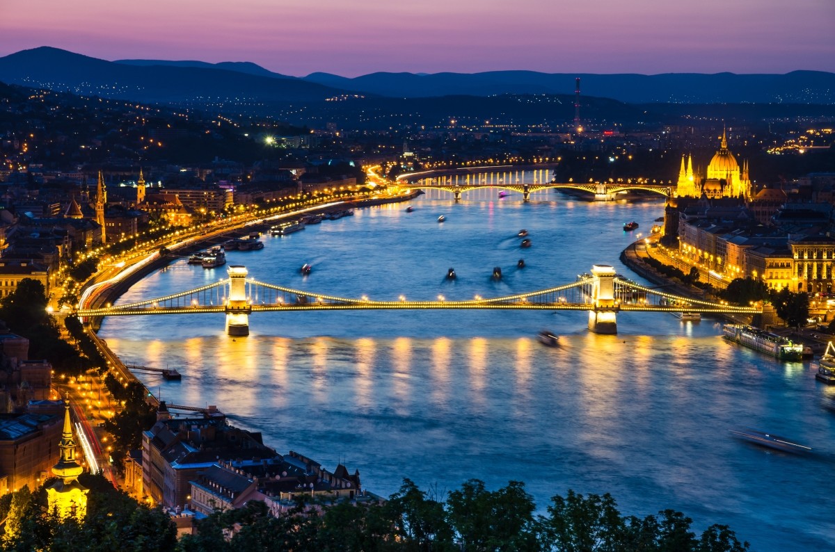 5 things you need to know about Budapest  Crazy sexy fun 