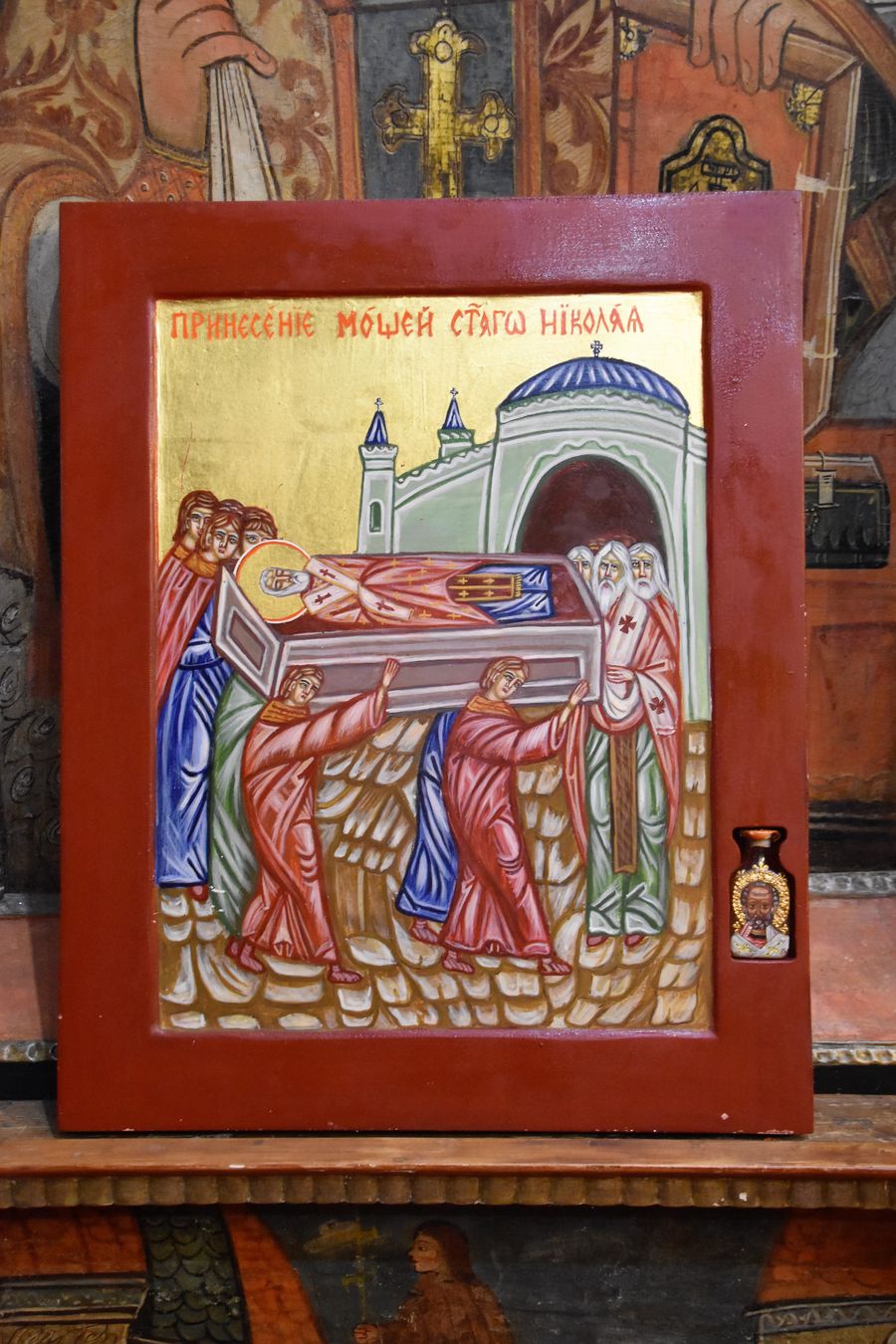 In the right corner you can see the bottle with St. Nicholas liquid in the Church of the Translation of the relics of St. Nicholas in Ruska Bystra