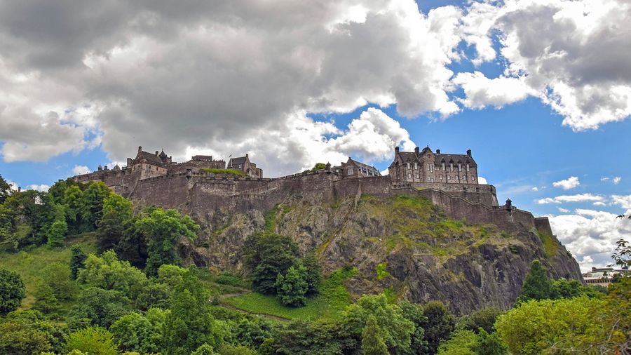 stunning Edinburgh Castle